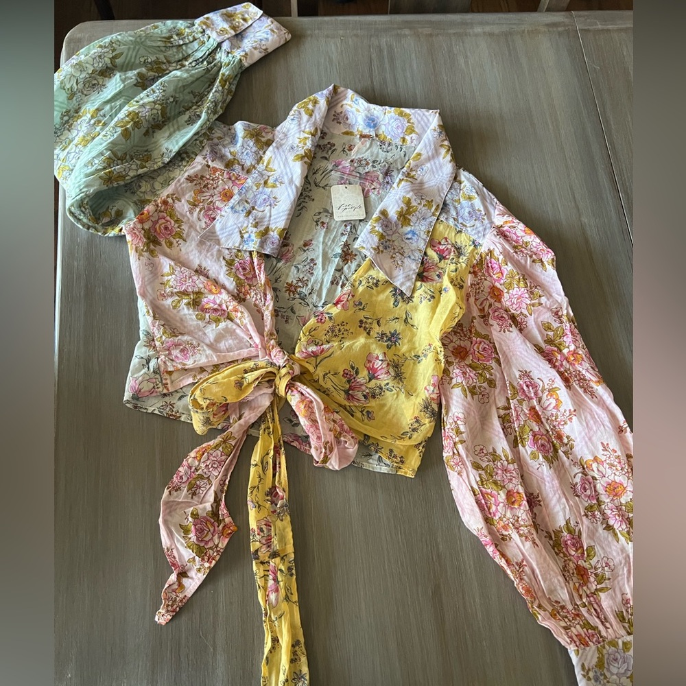 Free People Mixed Floral Tie-Front Puff Sleeve Crop Top in Pink & Yellow